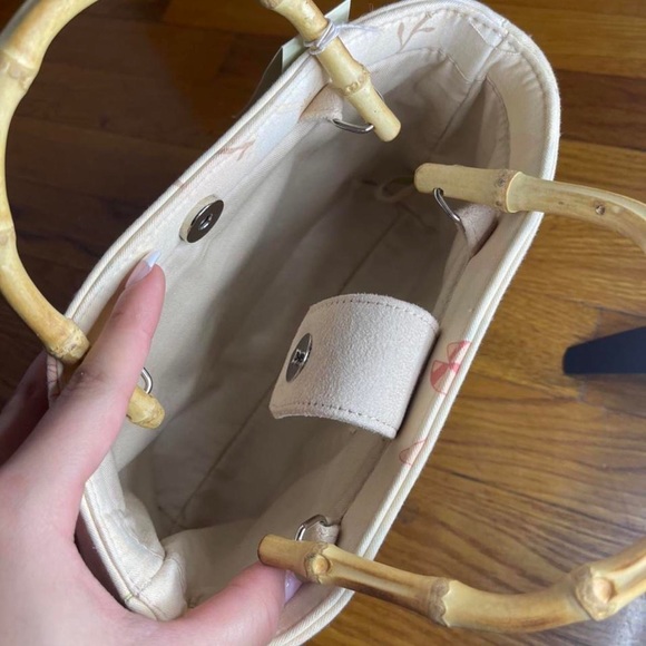 Floral Handwoven Satchel Purse - Picture 4 of 4